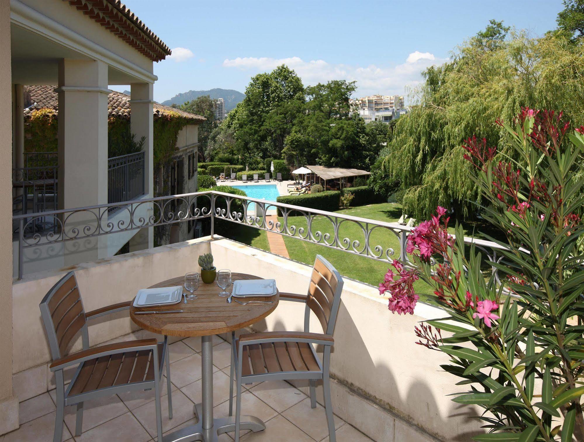 Aparthotel Le Rivage à Mandelieu Extérieur photo